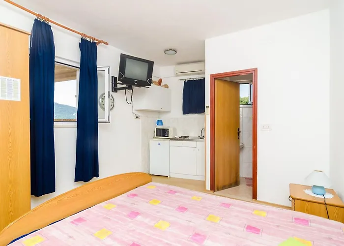 Ra Ica - 16 몰루나트